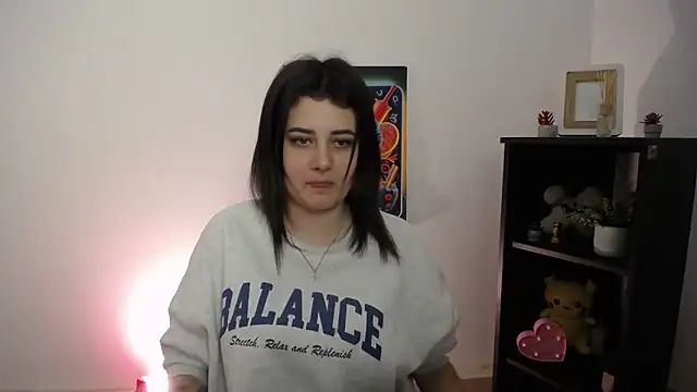 Katrin kiss  online show from 7, 10, 2025