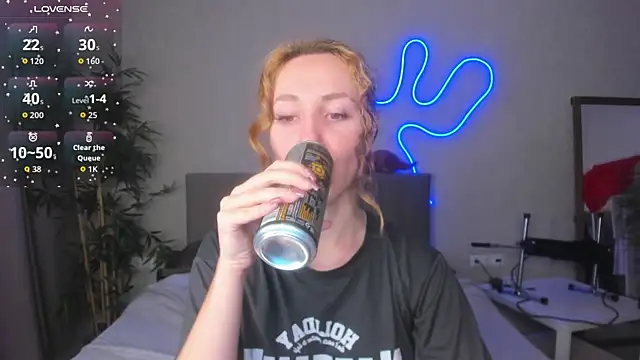 Luna G0ld online show from 15, 11, 2025