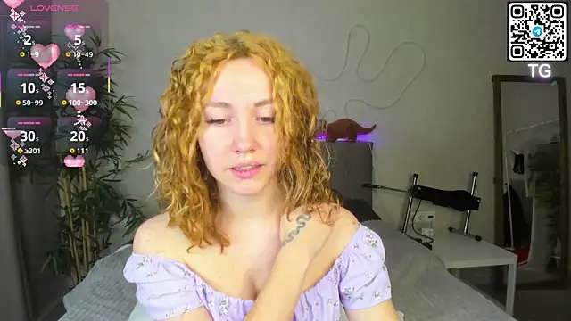 Luna G0ld online show from 12, 11, 2025