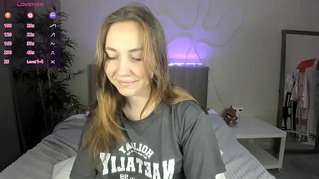 Luna G0ld online show from 25, 9, 2025