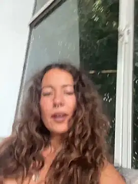 Snapshot of Griegadelfuego chatting on 10, 10, 2025 Griegadelfuego online show from 10, 10, 2025