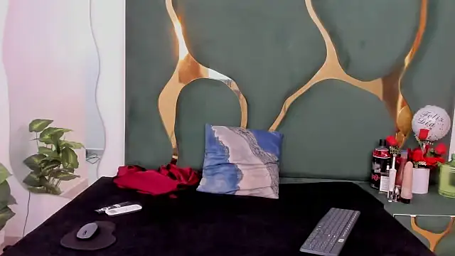 Snapshot of perlaasm chatting on 18, 10, 2025 perlaasm online show from 18, 10, 2025