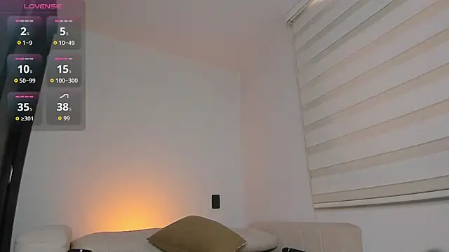 arianna 000 online show from 13, 4, 2026