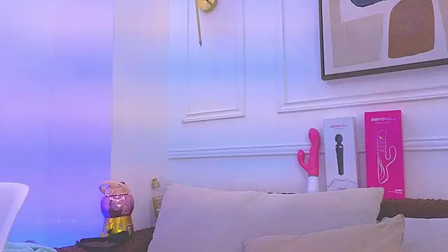 Daisy Price online show from 24, 7, 2026