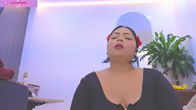 Daisy Price online show from 26, 3, 2026