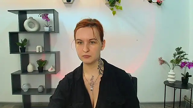 RubyHolmess online show from 6, 10, 2025