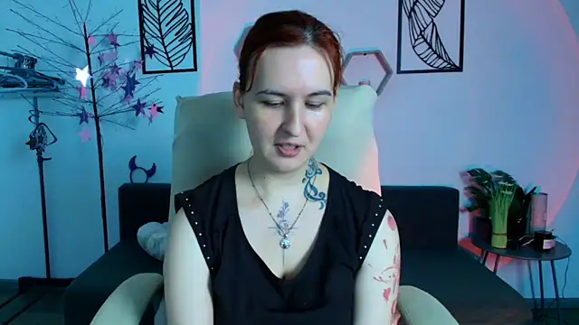 RubyHolmess online show from 14, 9, 2025