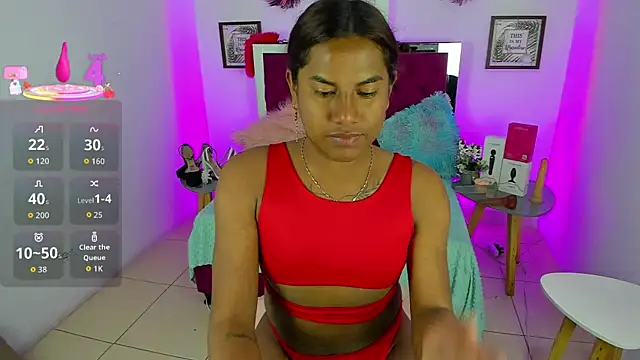 Khloee f w online show from 20, 9, 2025
