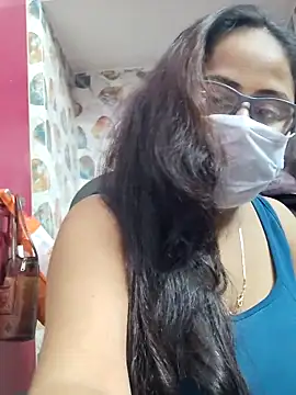 Snapshot of nisha_1110 chatting on 5, 11, 2025 nisha 1110 online show from 5, 11, 2025