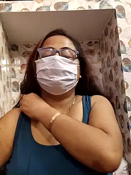 Snapshot of nisha_1110 chatting on 24, 10, 2025 nisha 1110 online show from 24, 10, 2025