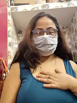 Snapshot of nisha_1110 chatting on 10, 11, 2025 nisha 1110 online show from 10, 11, 2025