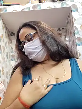 Snapshot of nisha_1110 chatting on 3, 11, 2025 nisha 1110 online show from 3, 11, 2025