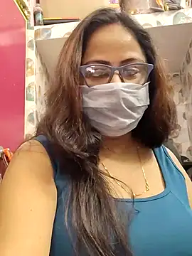 Snapshot of nisha_1110 chatting on 11, 11, 2025 nisha 1110 online show from 11, 11, 2025