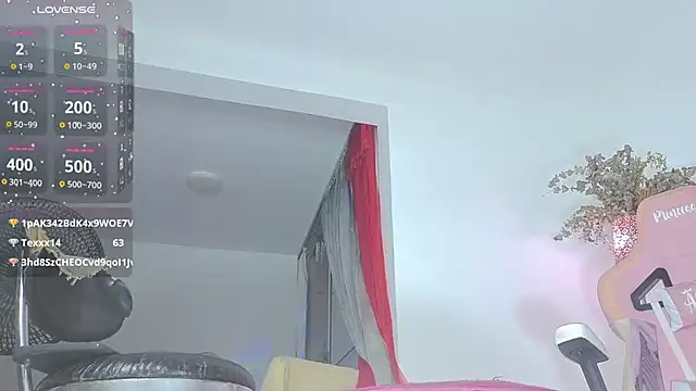 Snapshot of Queen_Morena chatting on 22, 7, 2026 Queen Morena online show from 22, 7, 2026