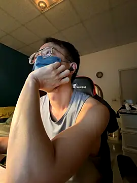 Snapshot of Rmangotw chatting on 9, 11, 2025 Rmangotw online show from 9, 11, 2025