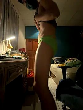 Snapshot of Rmangotw chatting on 16, 10, 2025 Rmangotw online show from 16, 10, 2025