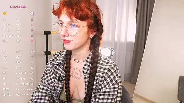 LeelooYolo online show from 15, 11, 2025