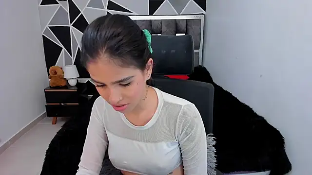 valeria-duarte online show from 12, 3, 2026