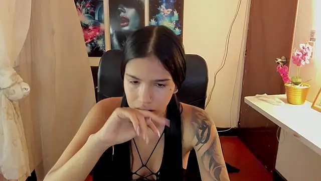 valeria-duarte online show from 14, 11, 2025