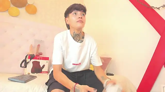 Snapshot of b3k_afrodict chatting on 17, 10, 2025 b3k afrodict online show from 17, 10, 2025