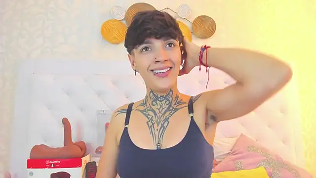 Snapshot of b3k_afrodict chatting on 23, 11, 2025 b3k afrodict online show from 23, 11, 2025