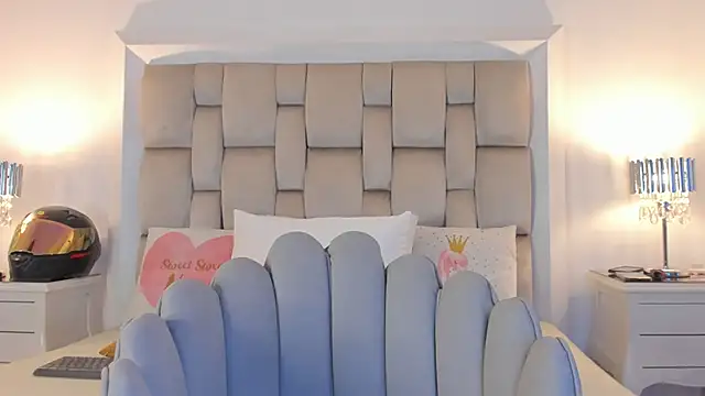 Snapshot of b3k_afrodict chatting on 15, 10, 2025 b3k afrodict online show from 15, 10, 2025