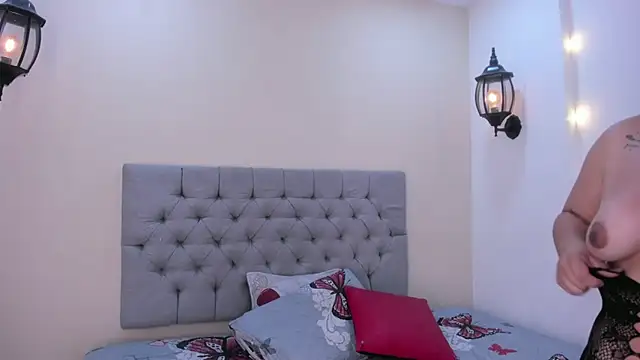 SophieBigass online show from 4, 10, 2025
