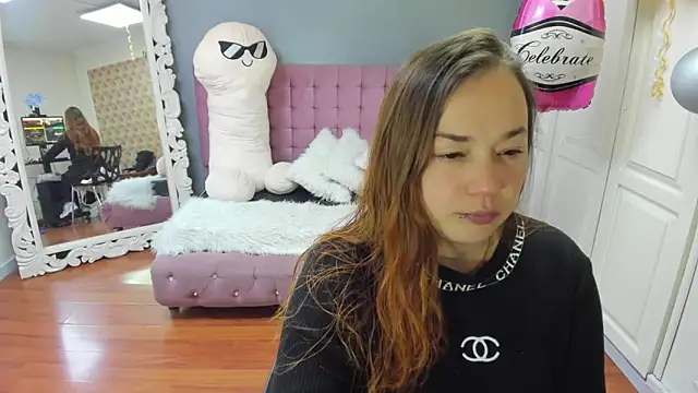 Tammy parker  online show from 4, 10, 2025