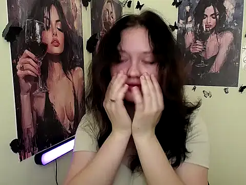 LadyAlice  online show from 20, 9, 2025