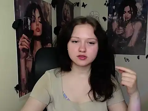 LadyAlice  online show from 8, 4, 2026