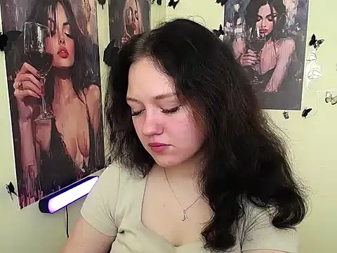 LadyAlice  online show from 11, 9, 2025