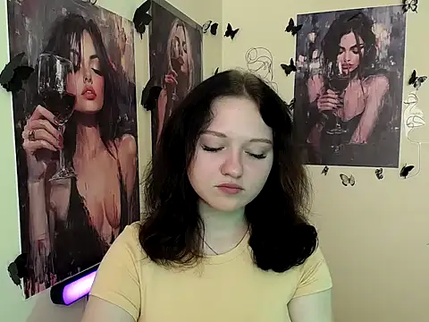 LadyAlice  online show from 23, 9, 2025