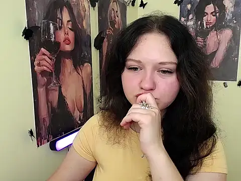 LadyAlice  online show from 10, 9, 2025