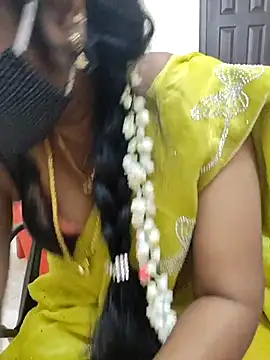 Snapshot of lolida69thamil chatting on 9, 6, 2026 lolida69thamil online show from 9, 6, 2026