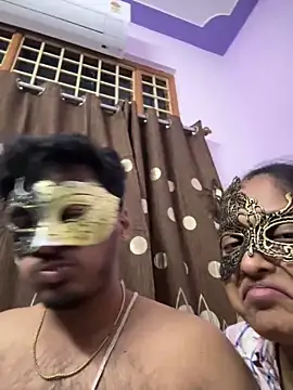 VVcouple online show from 11, 11, 2025