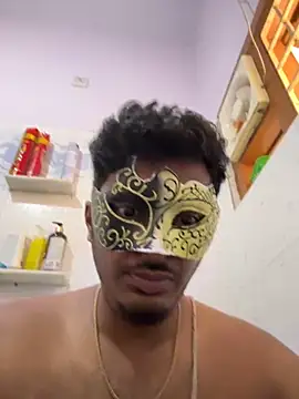 VVcouple online show from 4, 11, 2025