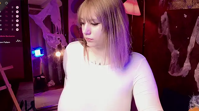 Snapshot of Morvelyn chatting on 31, 10, 2025 Morvelyn online show from 31, 10, 2025