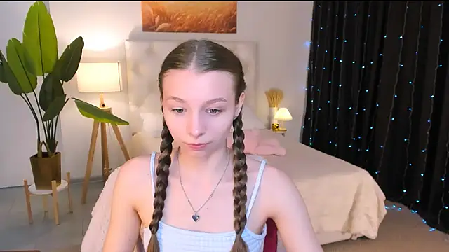 JulieDaniel online show from 15, 4, 2026