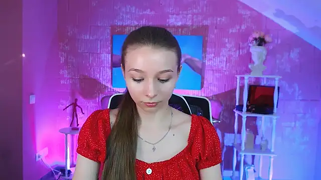 JulieDaniel online show from 23, 7, 2026