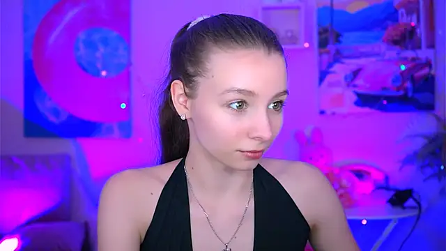 JulieDaniel online show from 10, 10, 2025