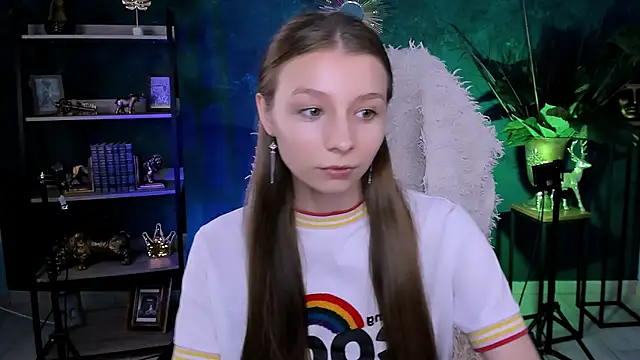 JulieDaniel online show from 15, 6, 2026