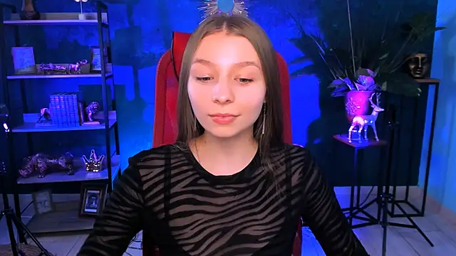 JulieDaniel online show from 7, 5, 2026