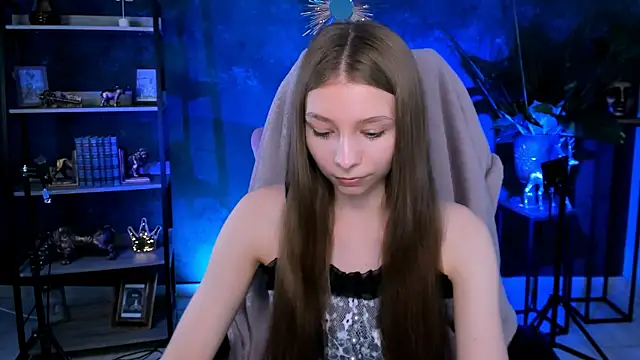 JulieDaniel online show from 18, 6, 2026