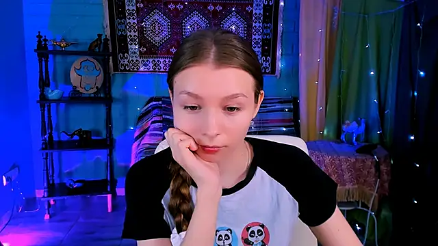 JulieDaniel online show from 2, 3, 2026