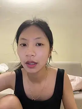 Lil-Gi online show from 4, 10, 2025