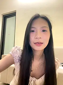 Lil-Gi online show from 3, 10, 2025