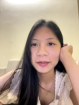 Lil-Gi online show from 10, 10, 2025