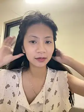 Lil-Gi online show from 2, 10, 2025