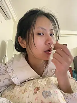 Lil-Gi online show from 28, 11, 2025