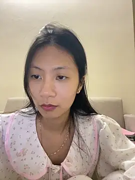 Lil-Gi online show from 3, 11, 2025